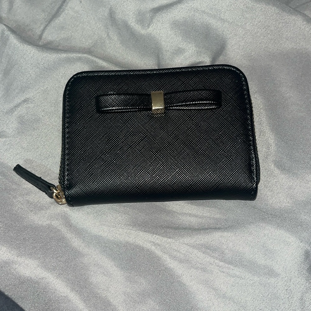 Black handheld wallet NWOT